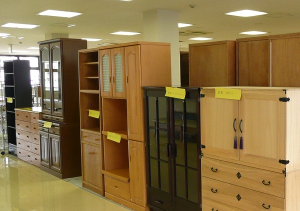 再生家具の展示